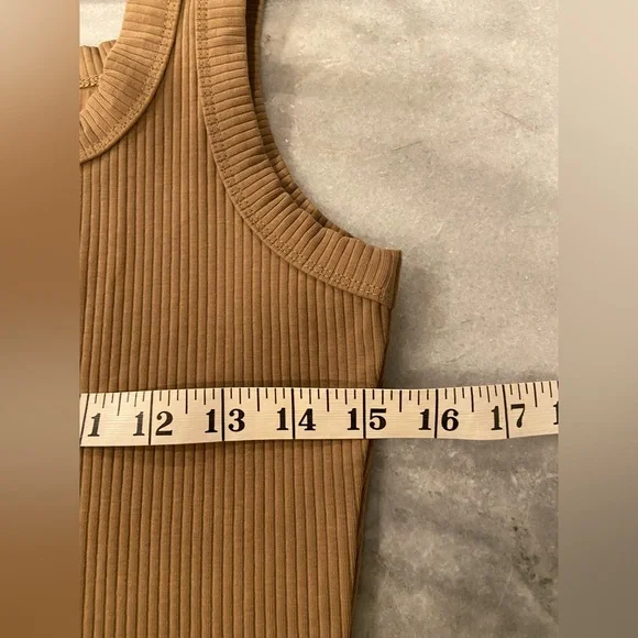 NWOT Madewell Ribbed Size M Brown Square Neck Crop Tank Top Fitted - Picture 8 of 9